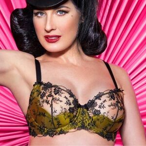 NWT Green and Black DITA VON TEESE Demi-cup bra Victresse